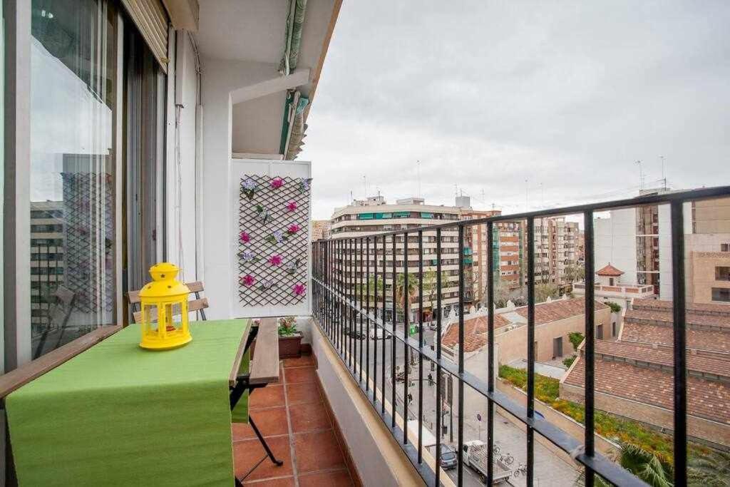 Reus, Lovely Flat Close To Center Apartment Valencia Ngoại thất bức ảnh